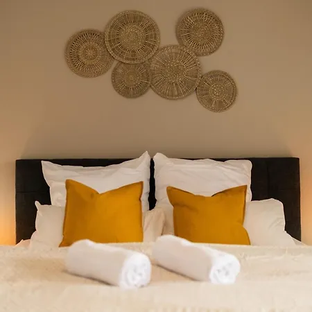Dwellstay - Modernes I 55qm I 2 I Kueche I Bad I Terrasse I Tv I Netflix Apartment