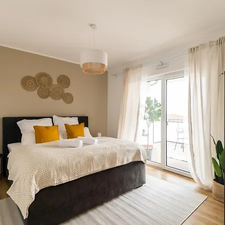 Dwellstay - Modernes I 55qm I 2 I Kueche I Bad I Terrasse I Tv I Netflix *