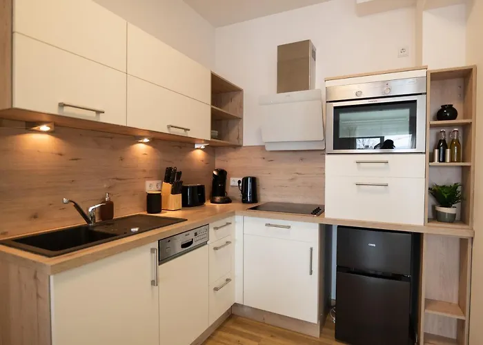 Apartamento Dwellstay - Modernes I 55qm I 2 I Küche I Bad I Terrasse I Tv I Wlan